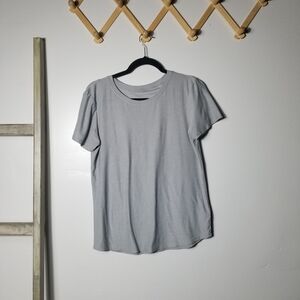 JOCKEY WOMEN'S GRAY SHORT SLEEVE BLOUSE SIZE MEDIUM